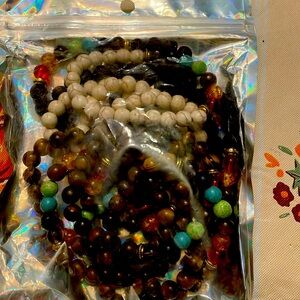 18 Pcs Chakra Bracelets 7 Chakra Healing Stones Essential Oil Diffuser Bracelets